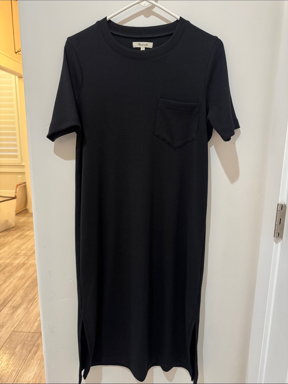 Madewell Black Short-Sleeve Midi Knit Dress with Pocket